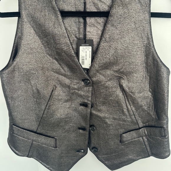 ITALIAN SET SLEEVELESS BLAZER AND PANTS - Picture 1 of 6